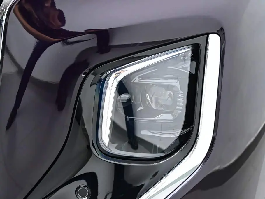 Hongqi HQ9 PHEV 2024 — Şəkil 10/20