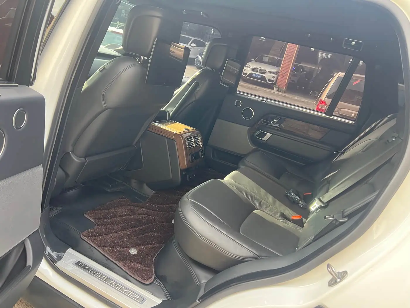 Land Rover Range Rover 2018 — Фото 3/10