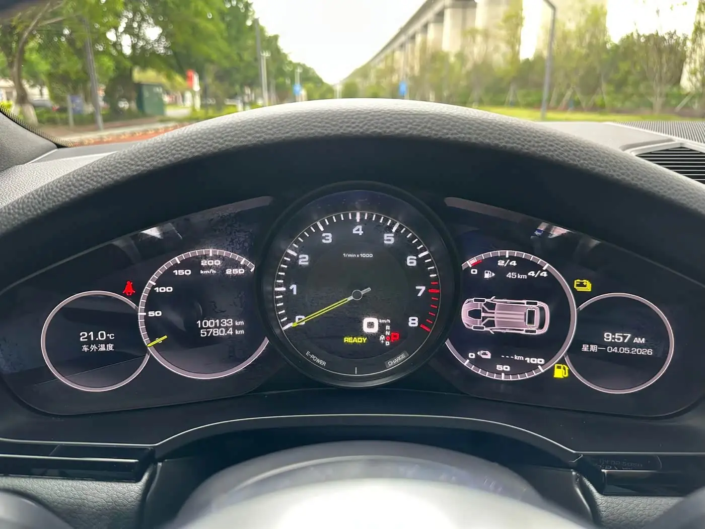 Porsche Cayenne New Energy 2021 — Photo 10/10