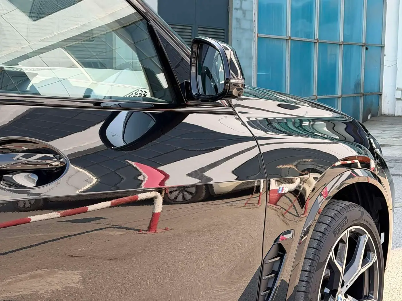 BMW X5 2025 — Photo 14/18