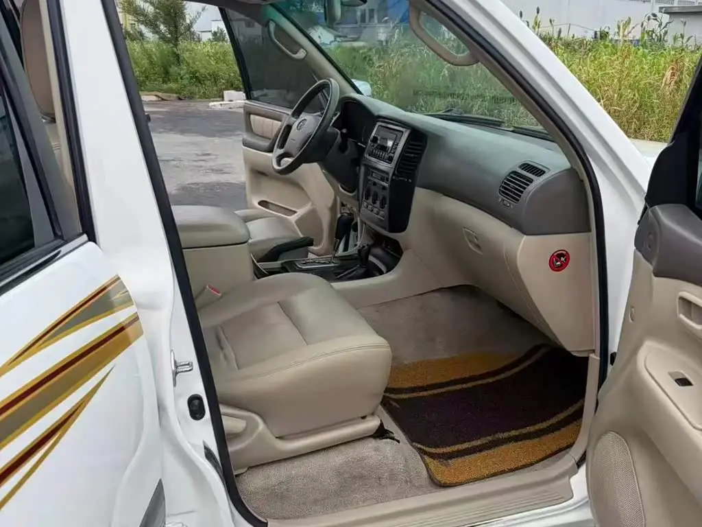 Toyota Land Cruiser 2006 — Photo 15/18