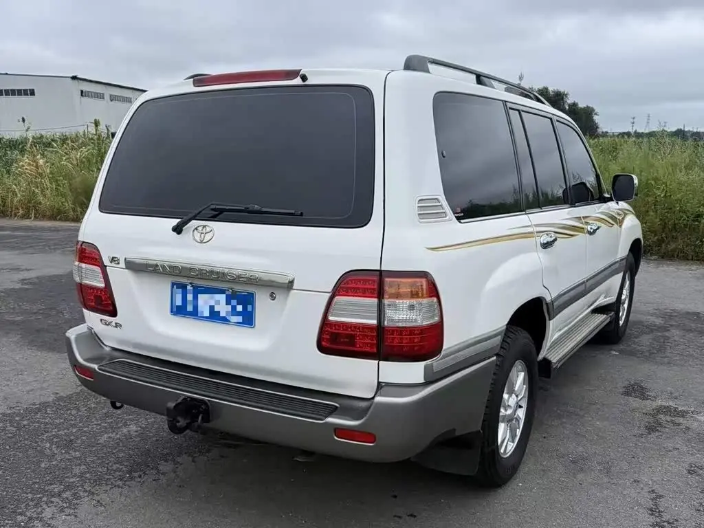 Toyota Land Cruiser 2006 — Photo 5/18