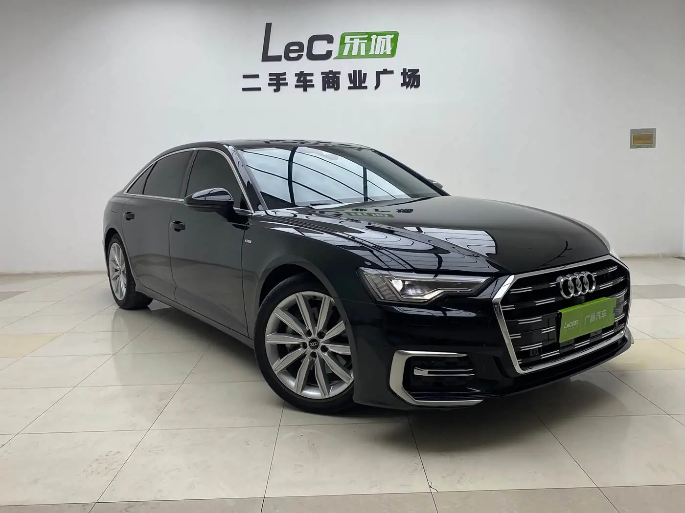 Audi A6L 2024 — Photo 3/12