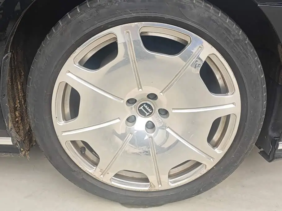 Audi A8 2023 — Photo 6/16