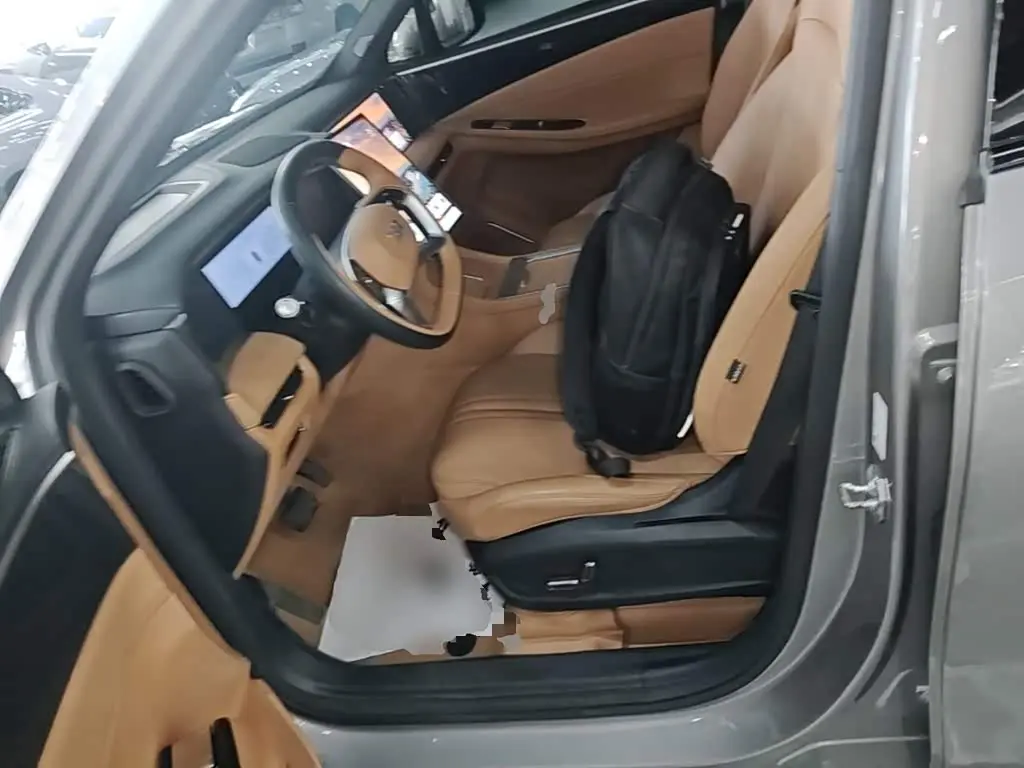 Geely Galaxy Galaxy L7 2025 — Фото 15/20