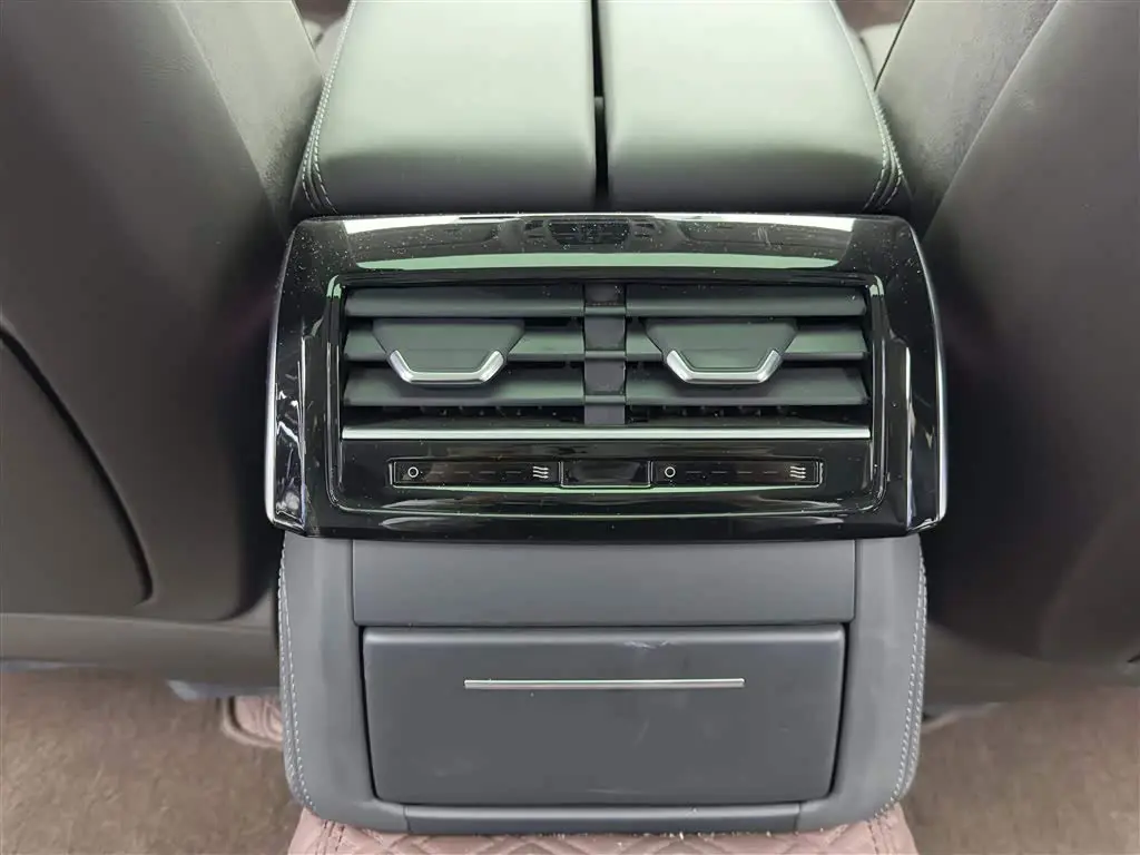Audi A8 2024 — Şəkil 14/20
