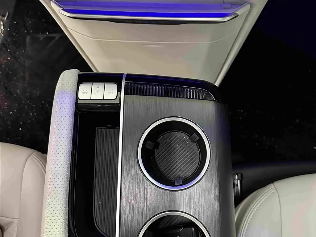Buick GL8 New Energy 2026 — Photo 16/20