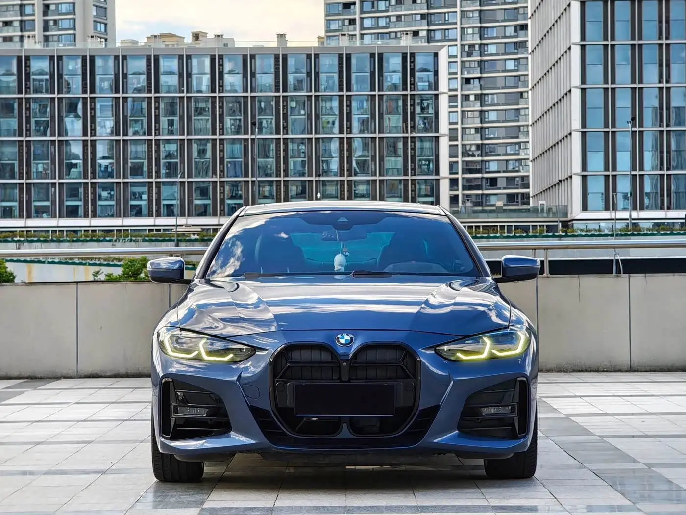 BMW 4 Series 2022 — Photo 2/11