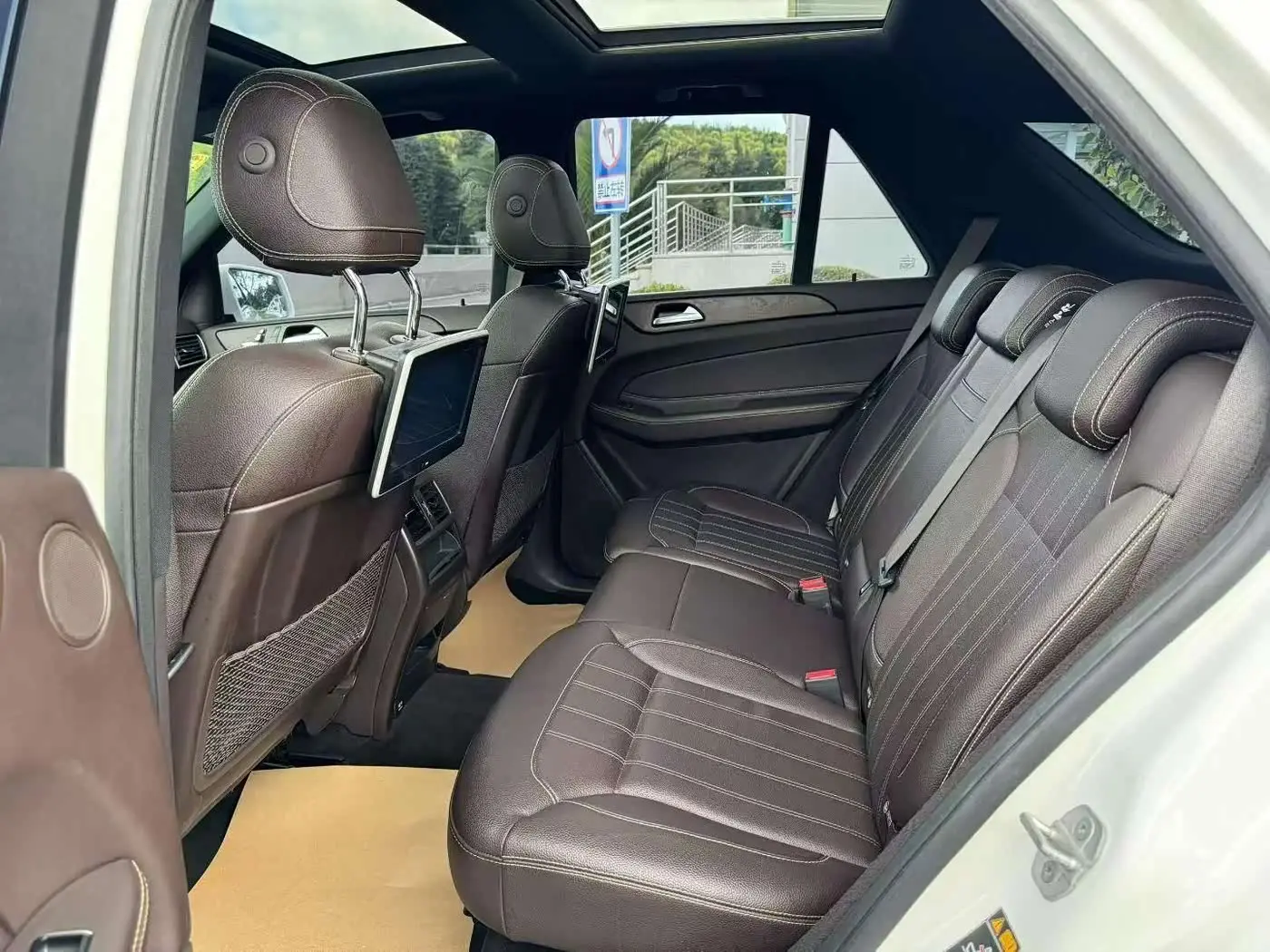 Mercedes-Benz GLE 2017 — Şəkil 4/17