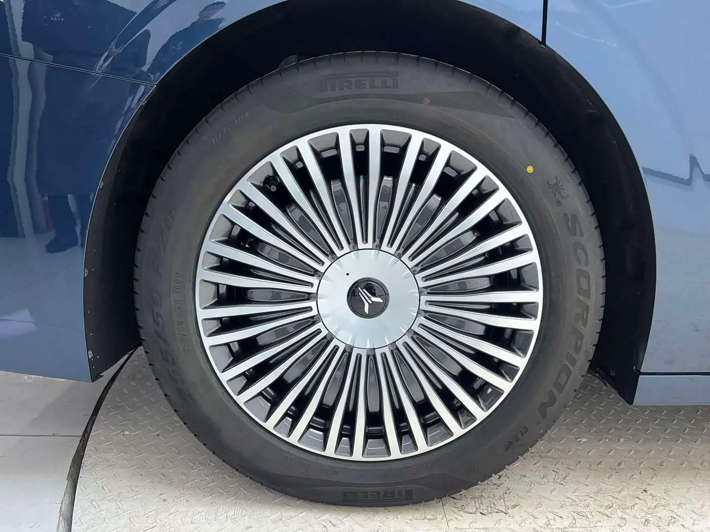 Voyah Auto Voyah Dreamer 2025 — Photo 11/20