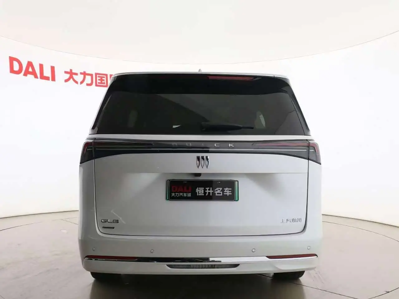 Buick GL8 New Energy 2025 — Photo 15/16