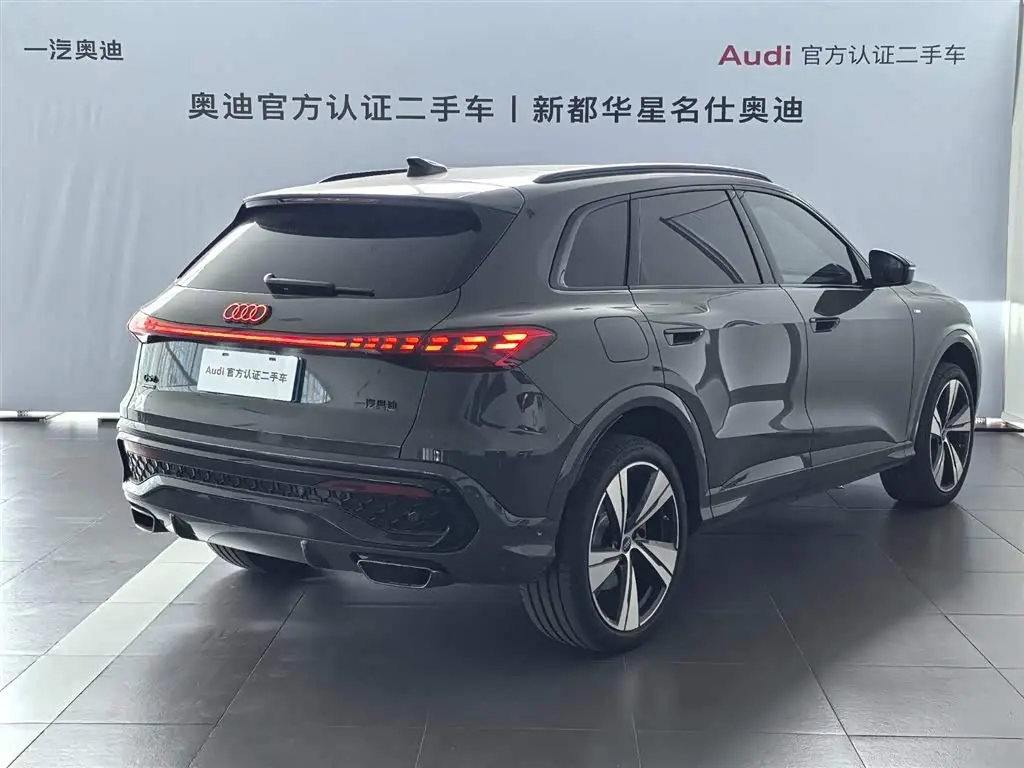 Audi Q5L 2026 — ფოტო 5/18