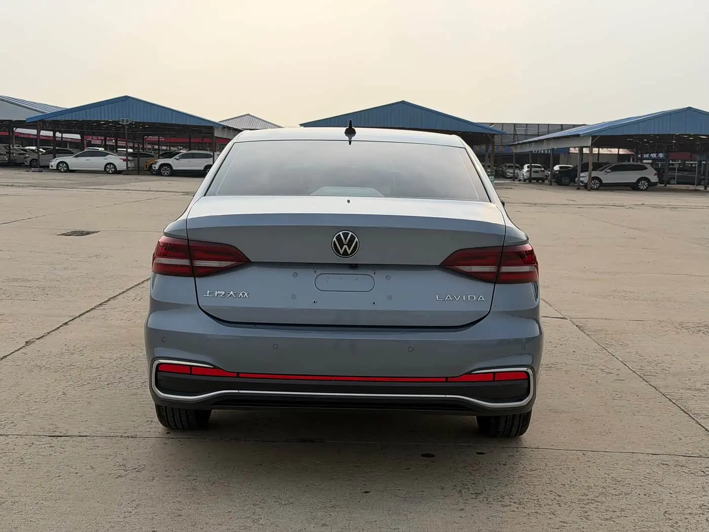 Volkswagen Lavida 2023 — Photo 5/17