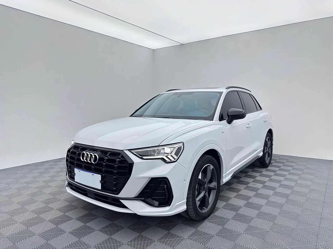Audi Q3, 2022