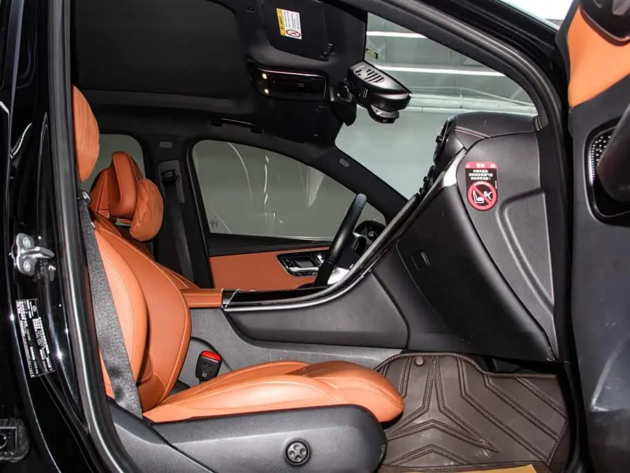 Mercedes-Benz GLC 2023 — Şəkil 19/20