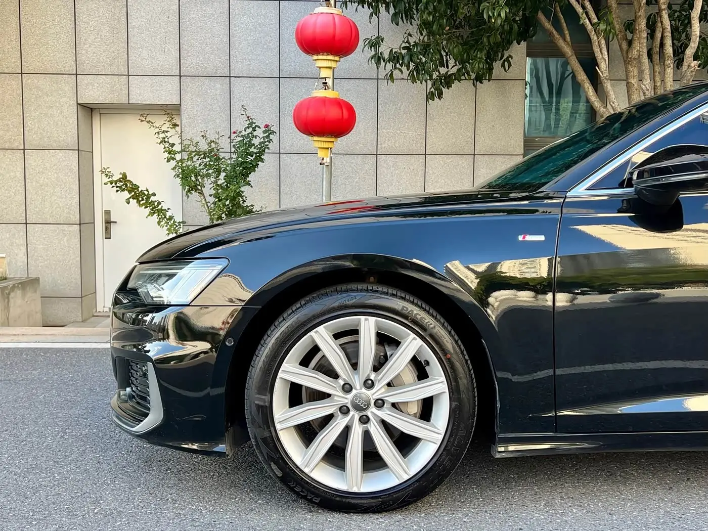 Audi A6L 2021 — Фото 6/20
