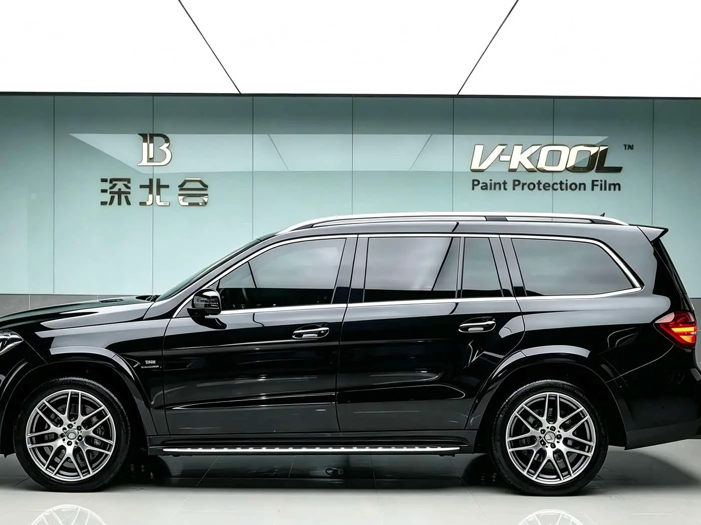 Mercedes-Benz GLS AMG 2017 — Фото 3/20