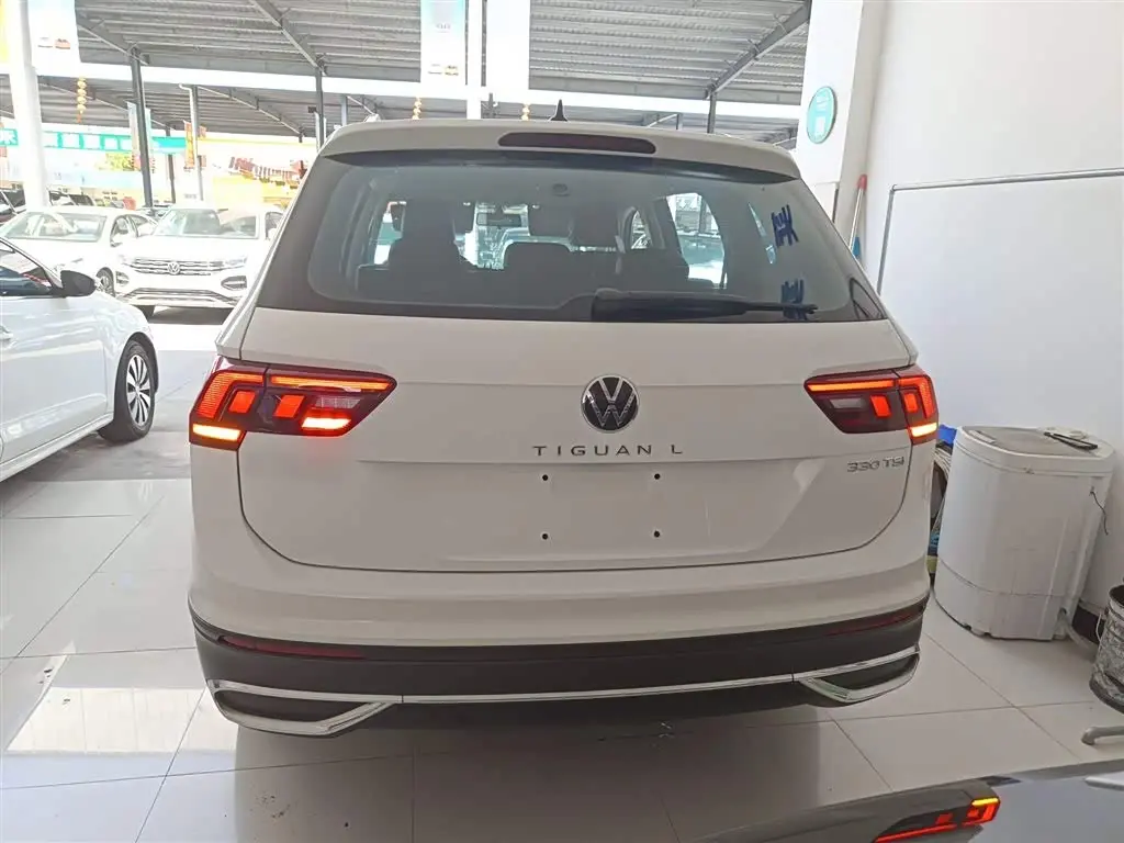 Volkswagen Tiguan L 2022 — Фото 4/20