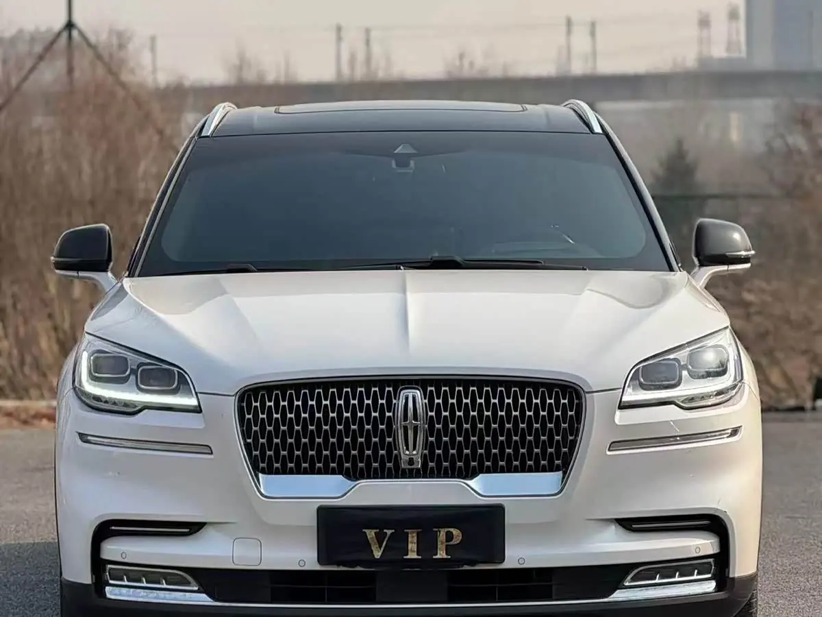 Lincoln Aviator 2021 — Şəkil 2/12