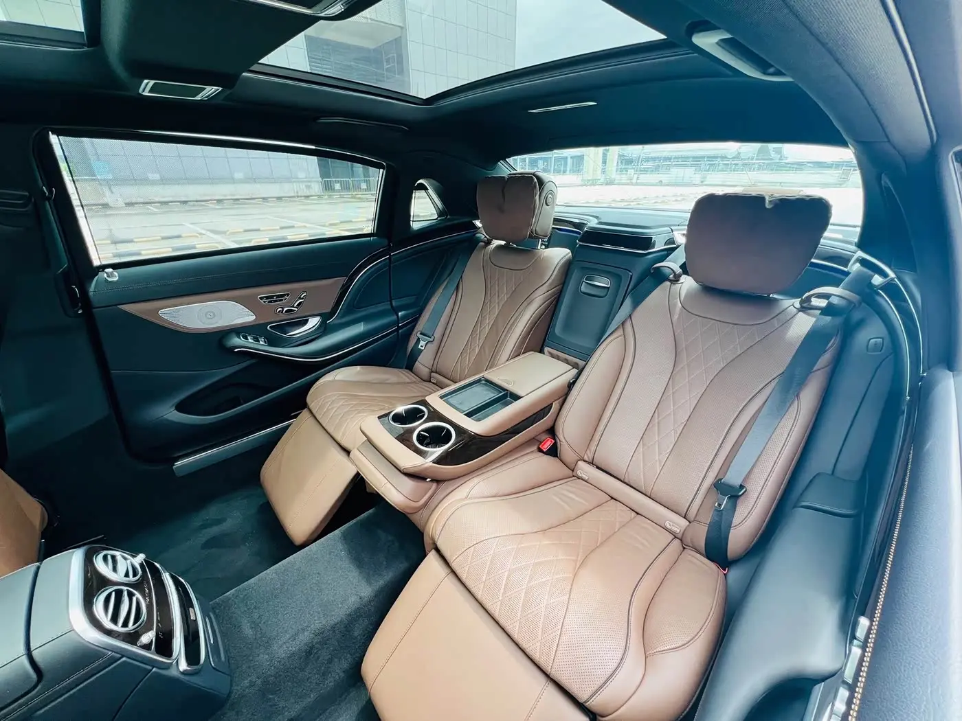 Mercedes-Benz Maybach S-Class 2018 — Şəkil 9/17