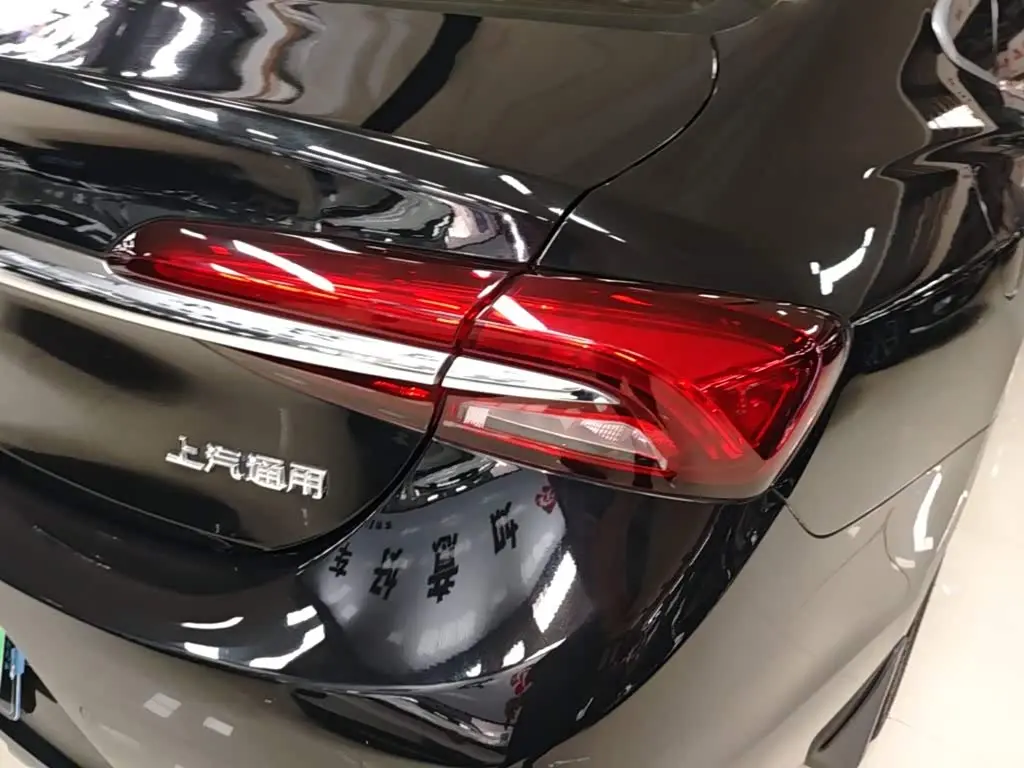 Buick LaCrosse 2022 — Фото 8/20