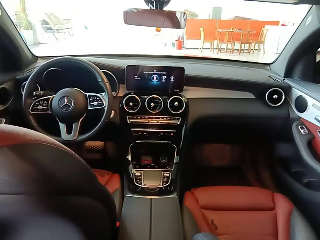 Mercedes-Benz GLC Coupe 2021 — Şəkil 10/20