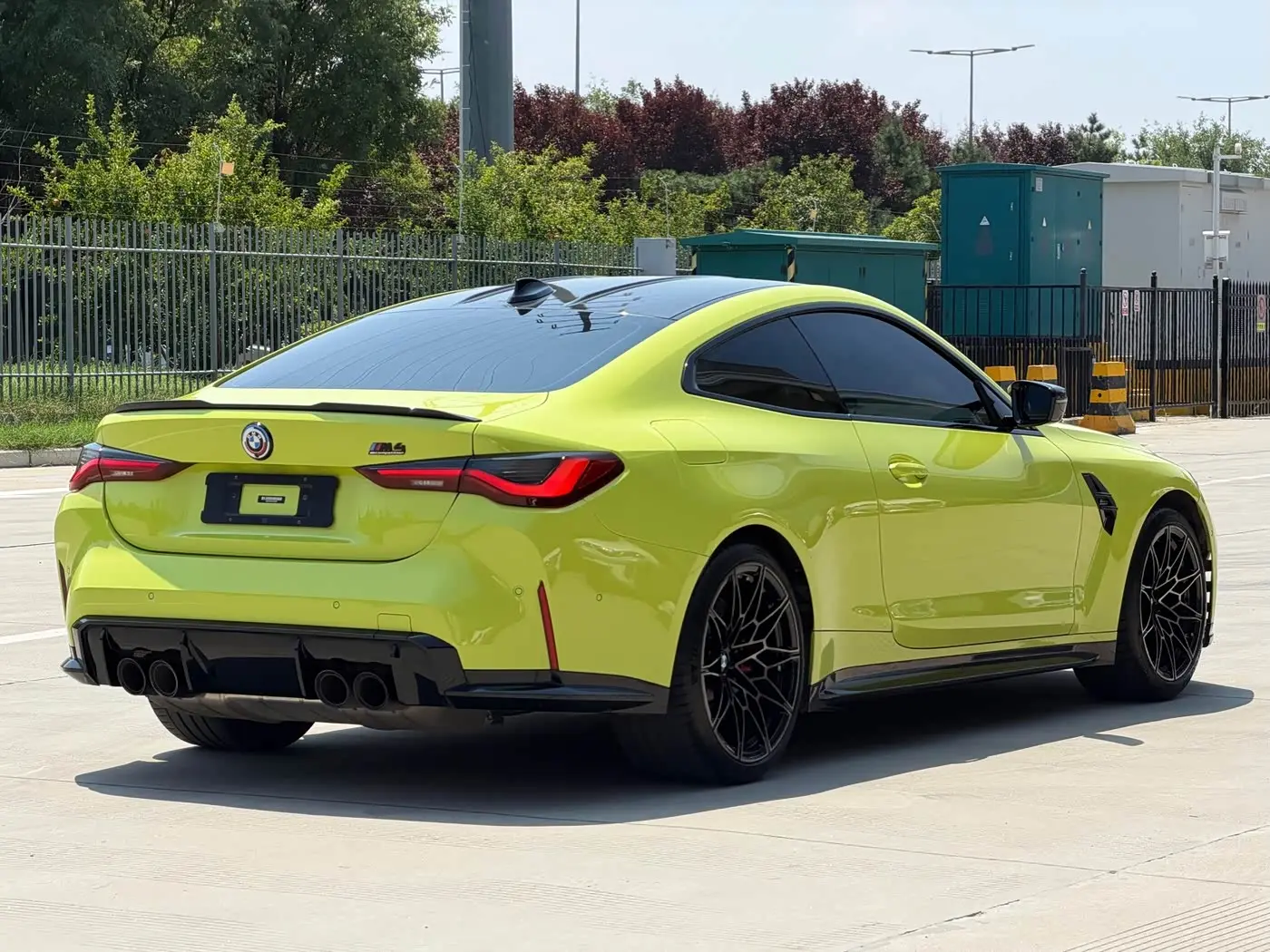 BMW M4 2023 — Photo 6/20