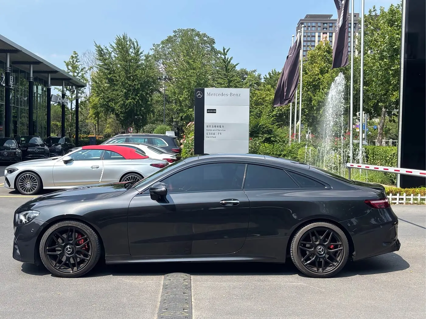 Mercedes-Benz E-Class 2023 — ფოტო 3/12