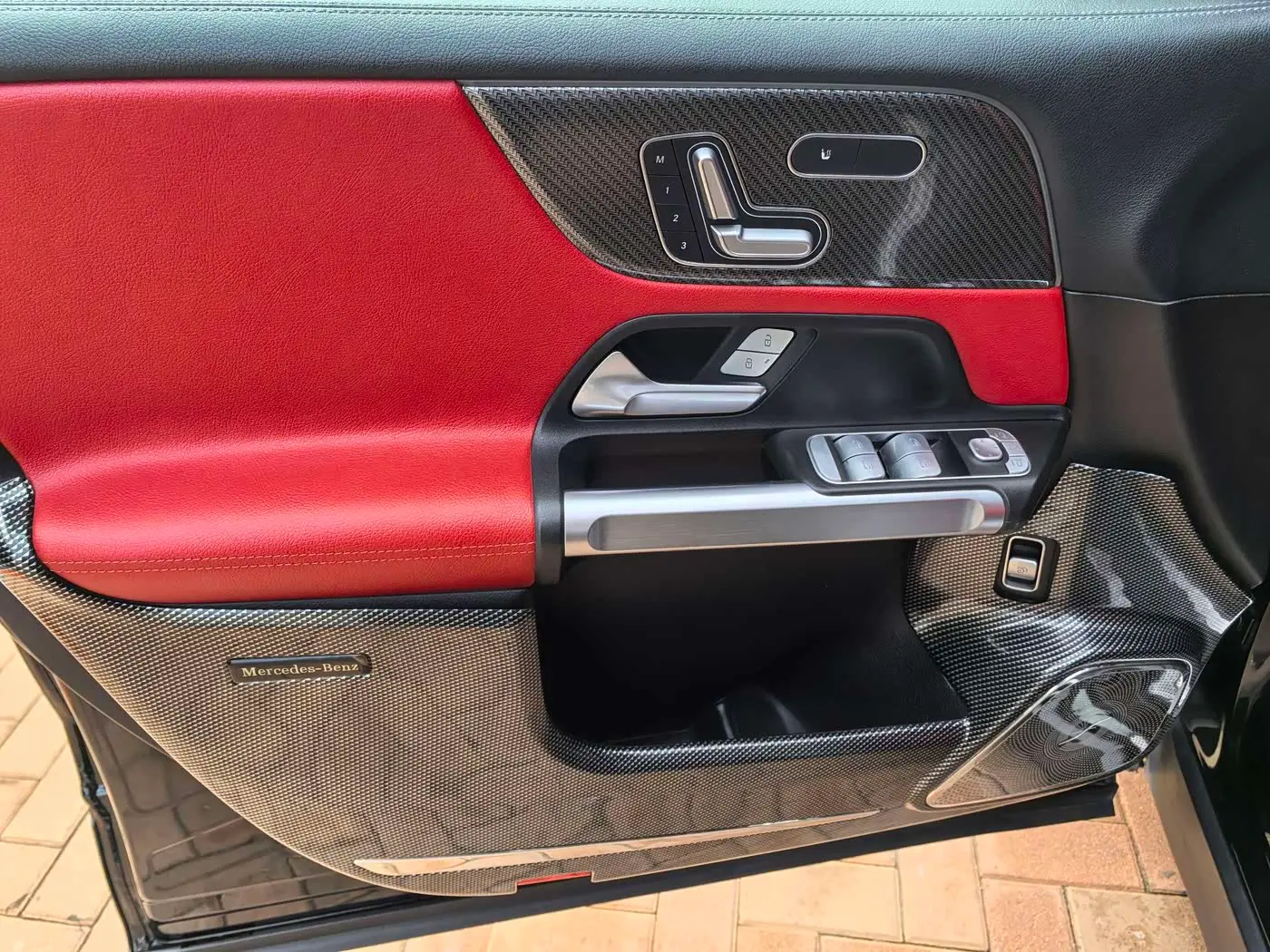Mercedes-Benz GLB AMG 2021 — Фото 9/19