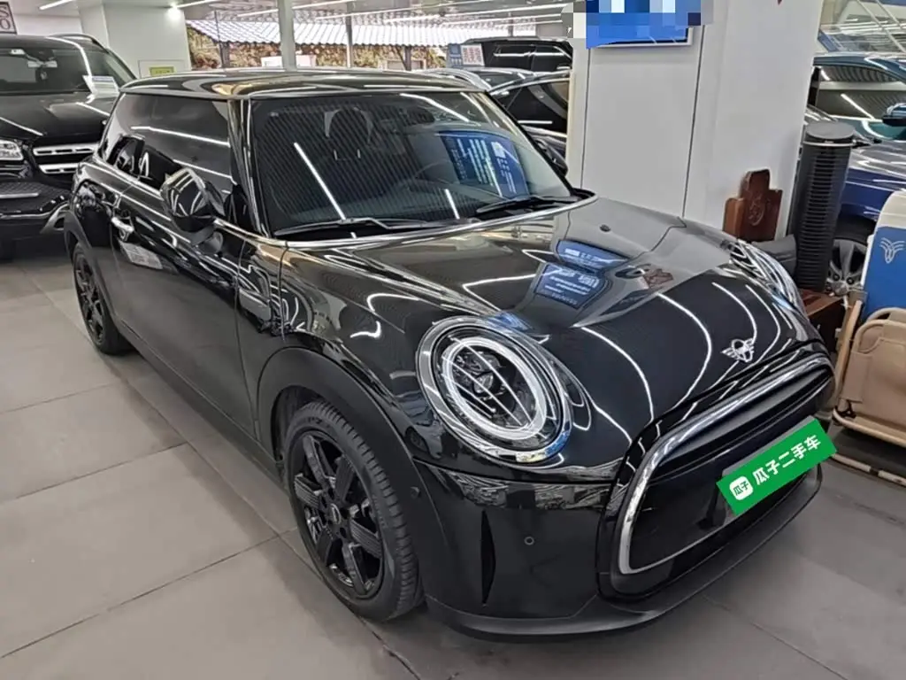 MINI MINI 2023 — Photo 4/20