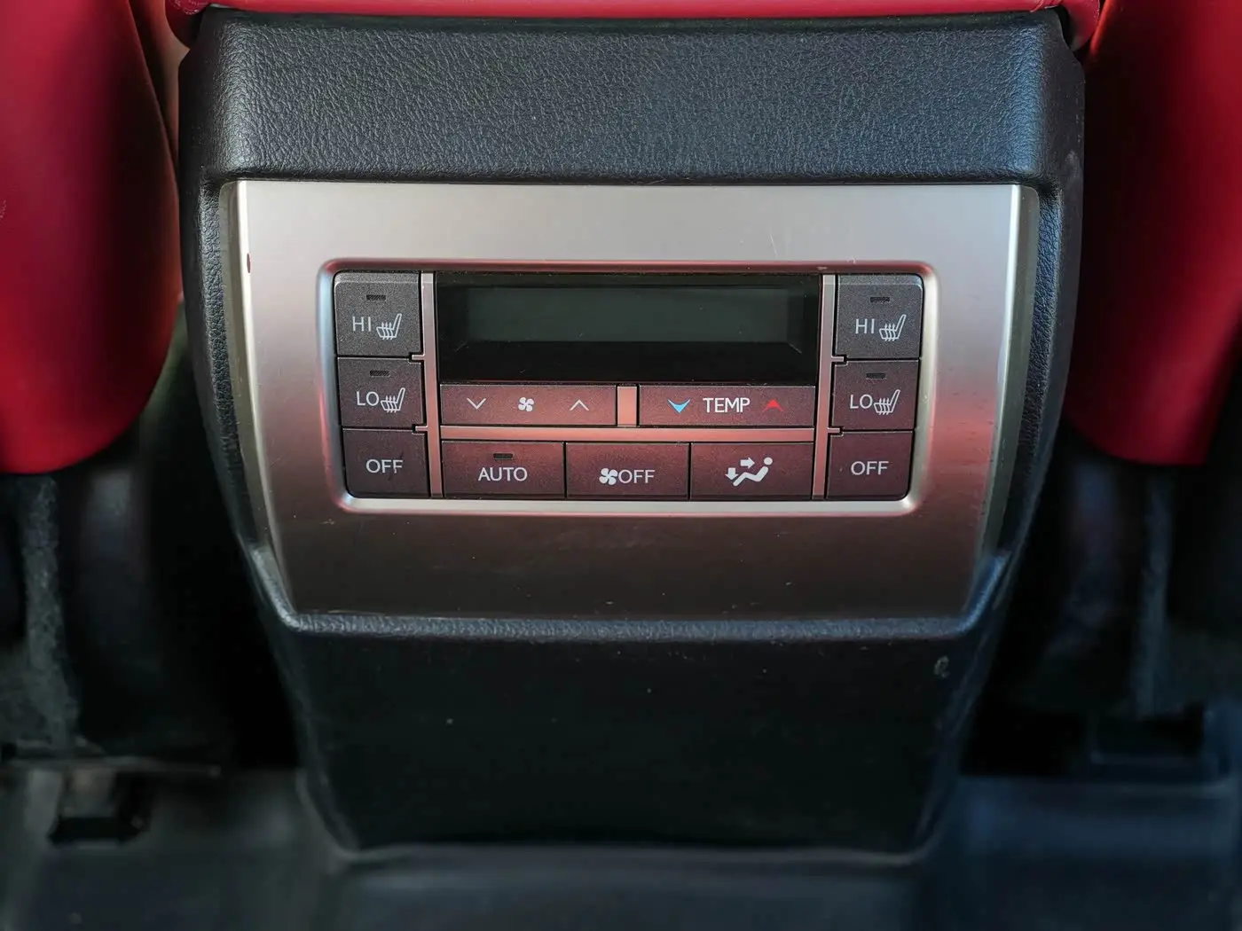 Lexus GX 2014 — Photo 13/20