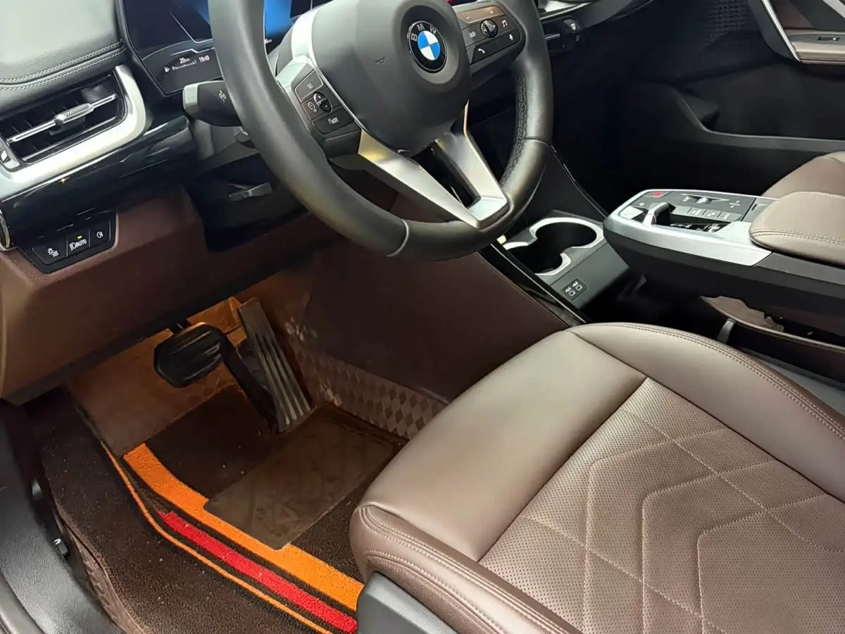 BMW X1 2023 — Şəkil 16/20