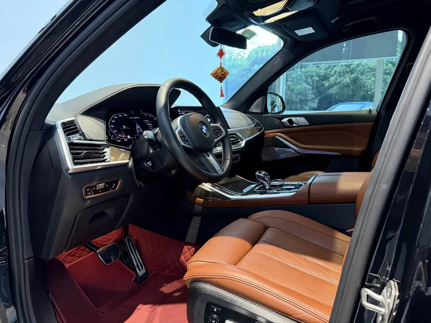 BMW X7 2022 — Photo 7/20