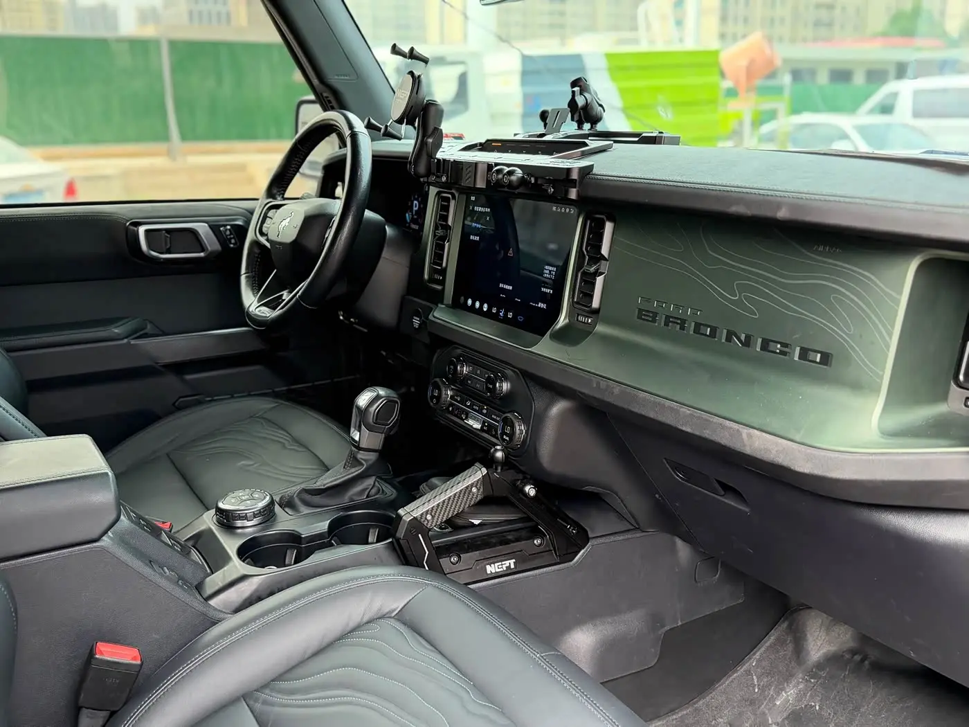 Ford Bronco 2024 — Photo 15/20