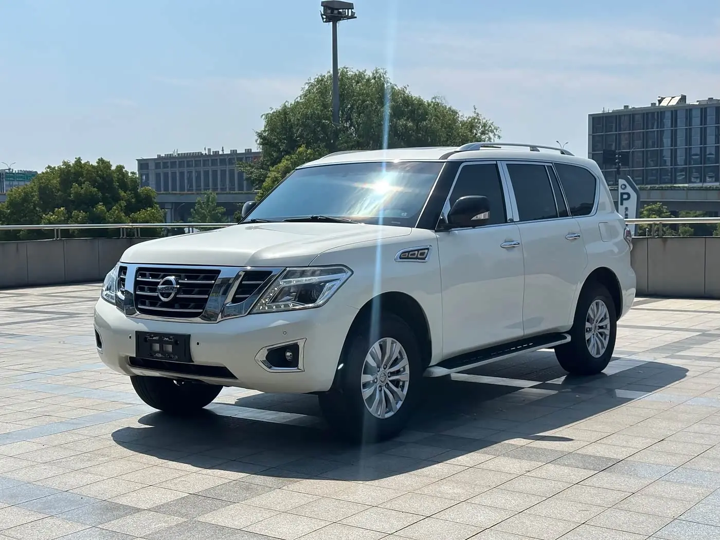 Nissan Patrol 2018 — Şəkil 1/17