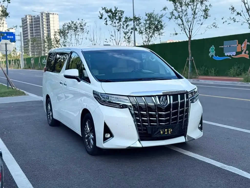 Toyota Alphard 2020 — Photo 3/9