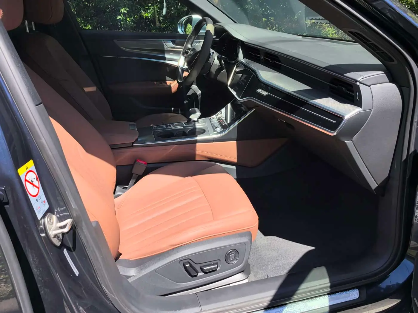 Audi A6 2023 — Photo 9/20