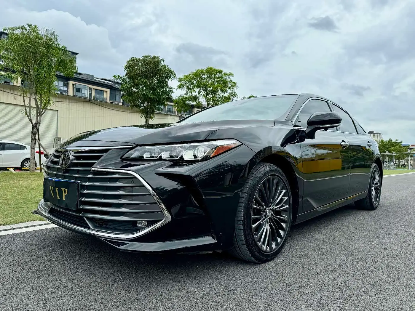 Toyota Avalon 2019 — Şəkil 7/20