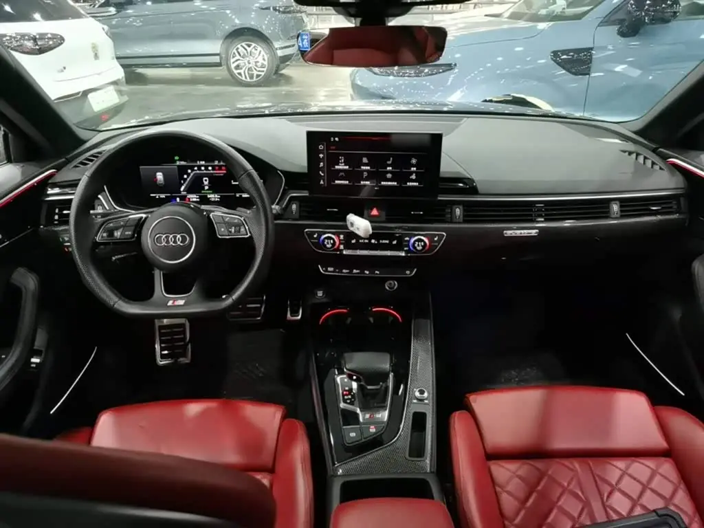 Audi S4 2024 — Photo 10/20