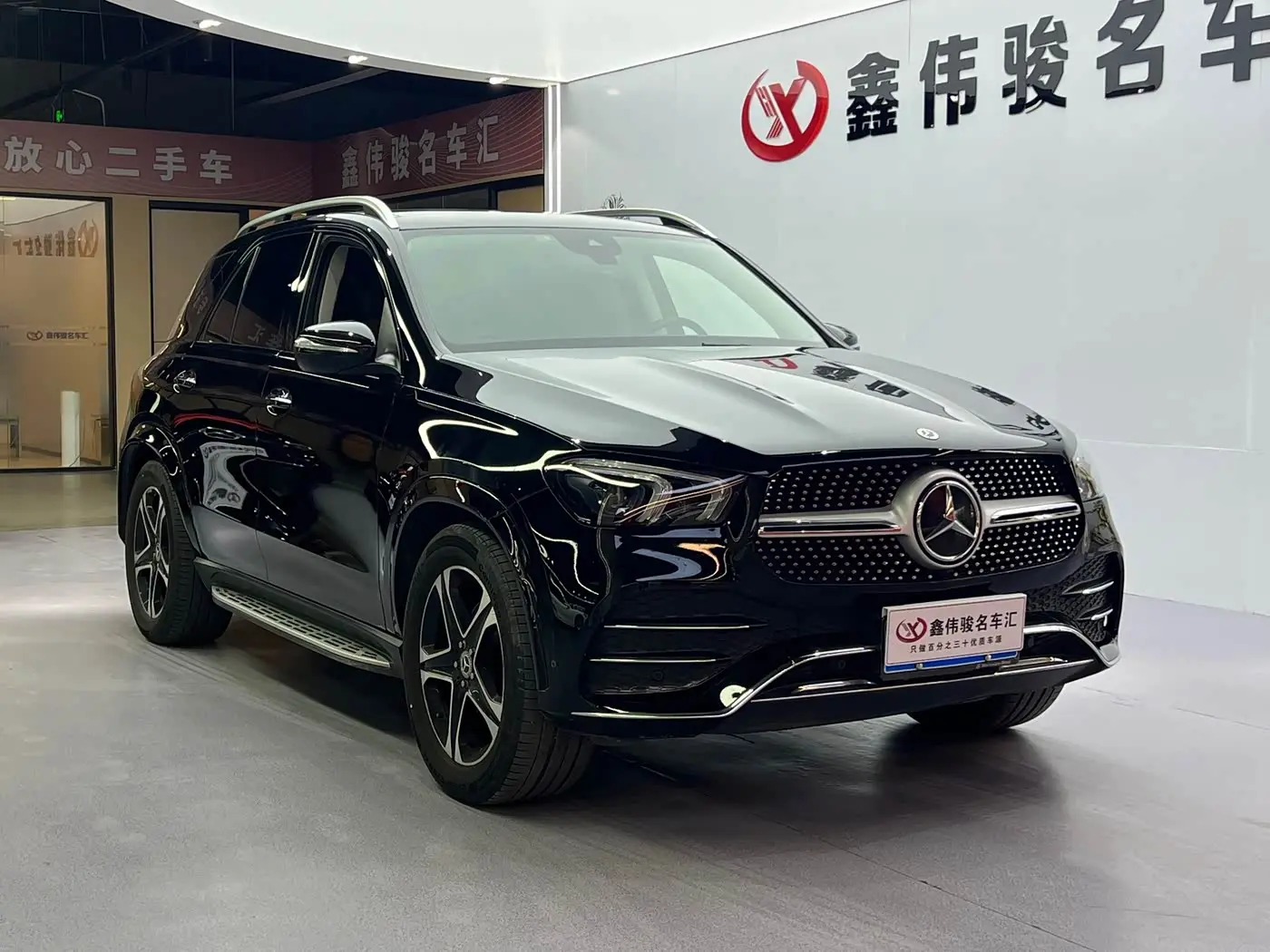 Mercedes-Benz GLE 2023 — Фото 4/17