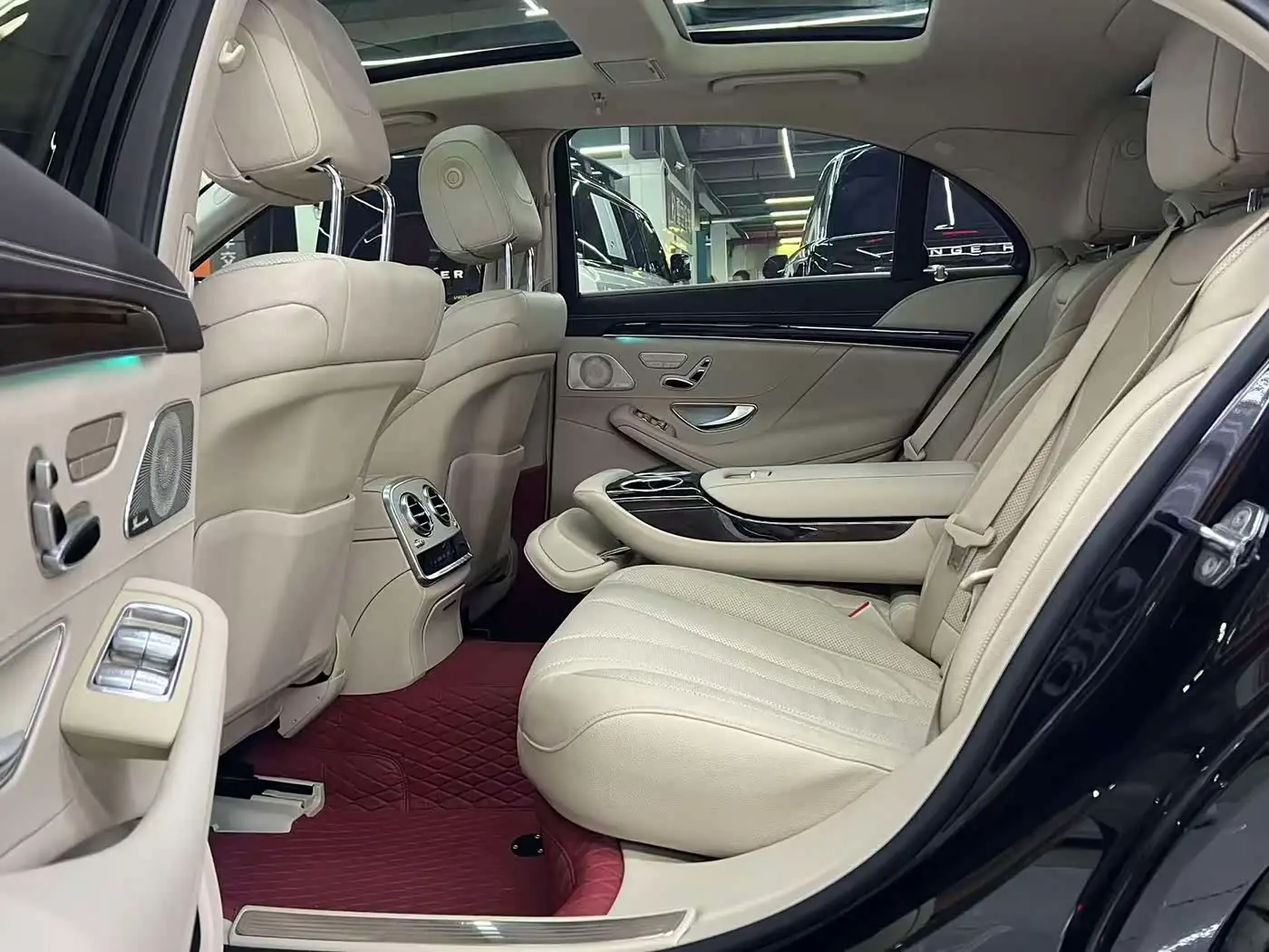 Mercedes-Benz S-Class 2019 — Photo 5/10