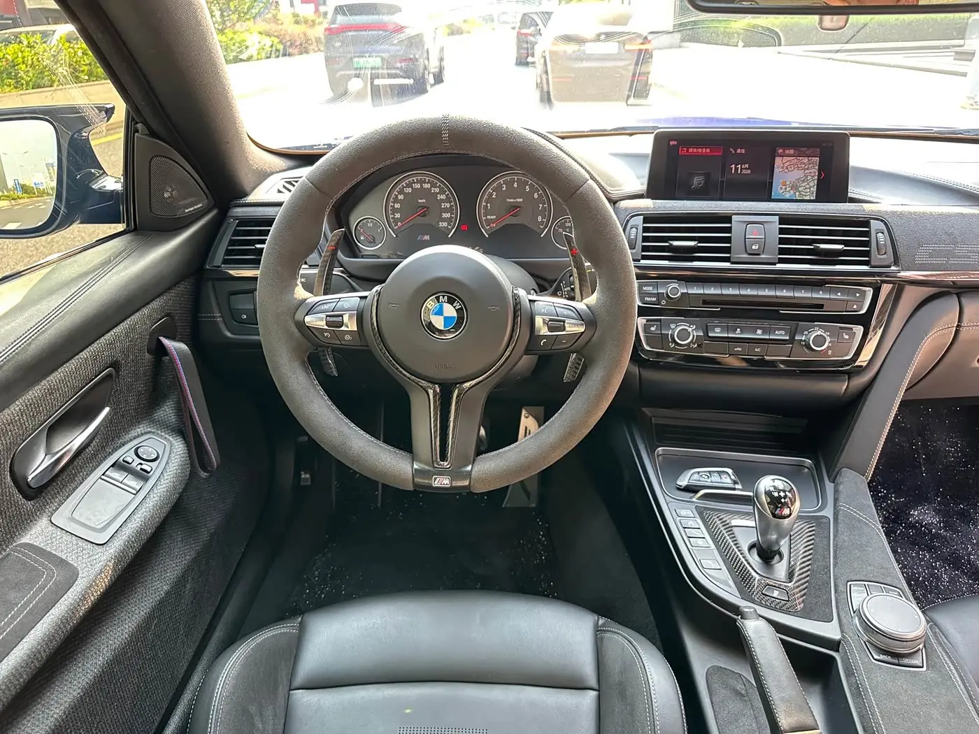 BMW M4 2019 — Photo 14/20