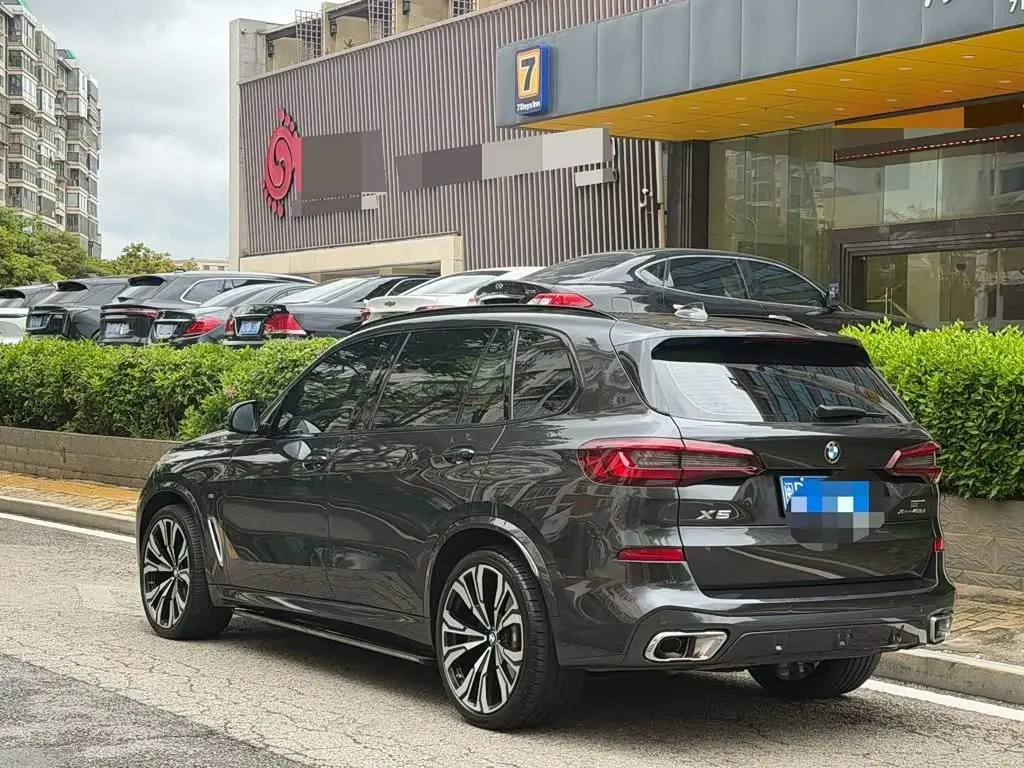 BMW X5 2023 — Photo 15/17