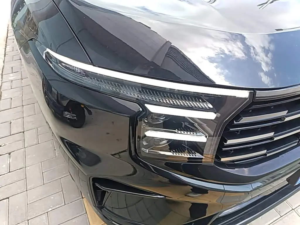 Ford Edge 2025 — Фото 11/20