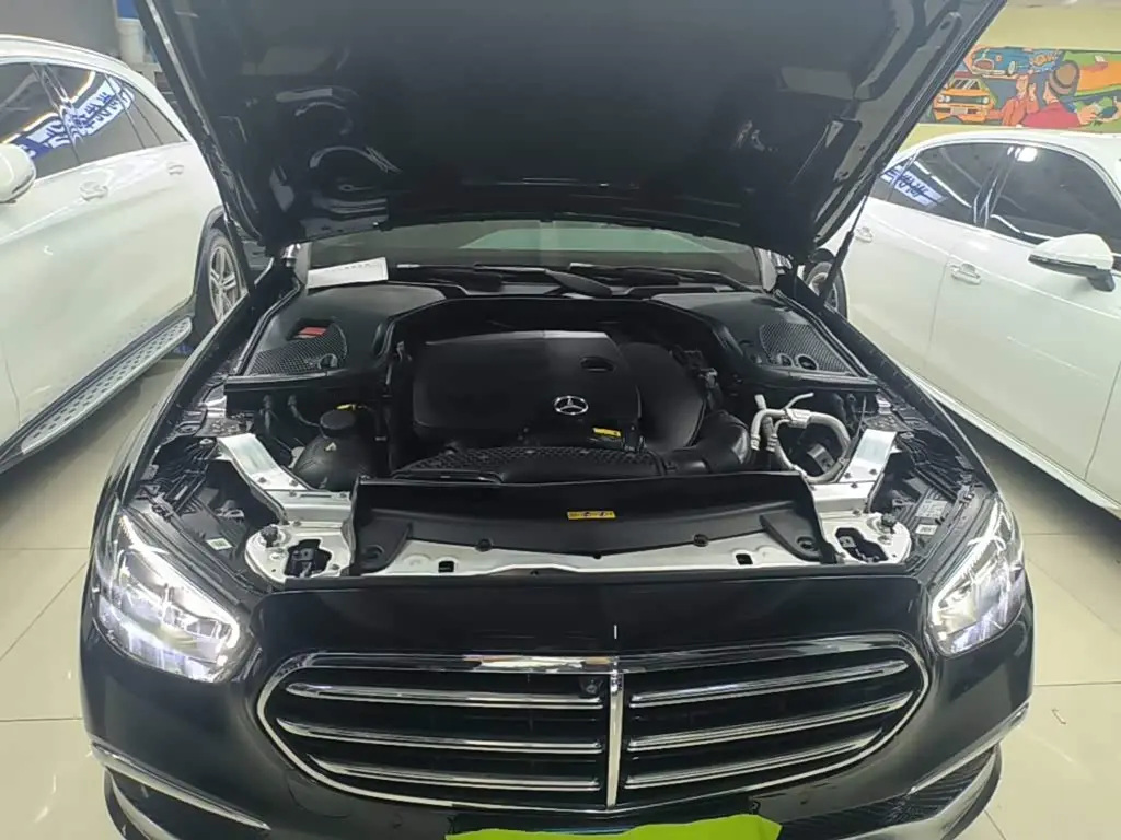 Mercedes-Benz E-Class 2023 — Фото 20/20