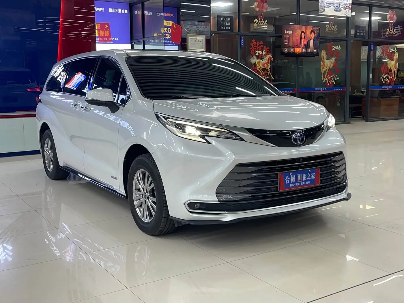 Toyota Sienna 2022 — Photo 18/20
