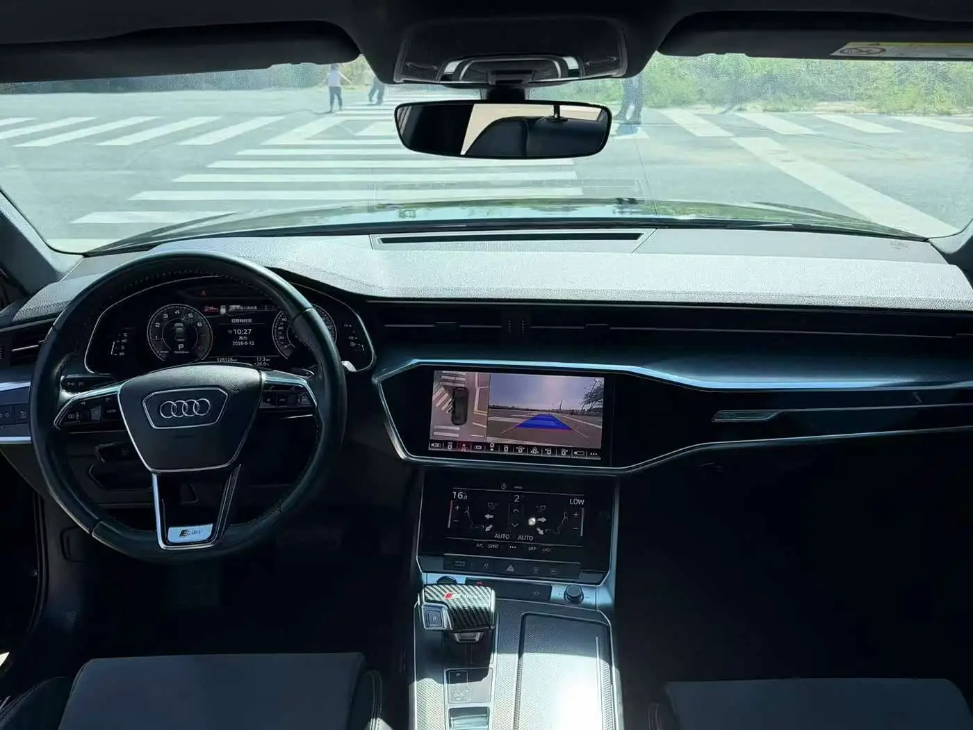 Audi A6L 2021 — Photo 4/9