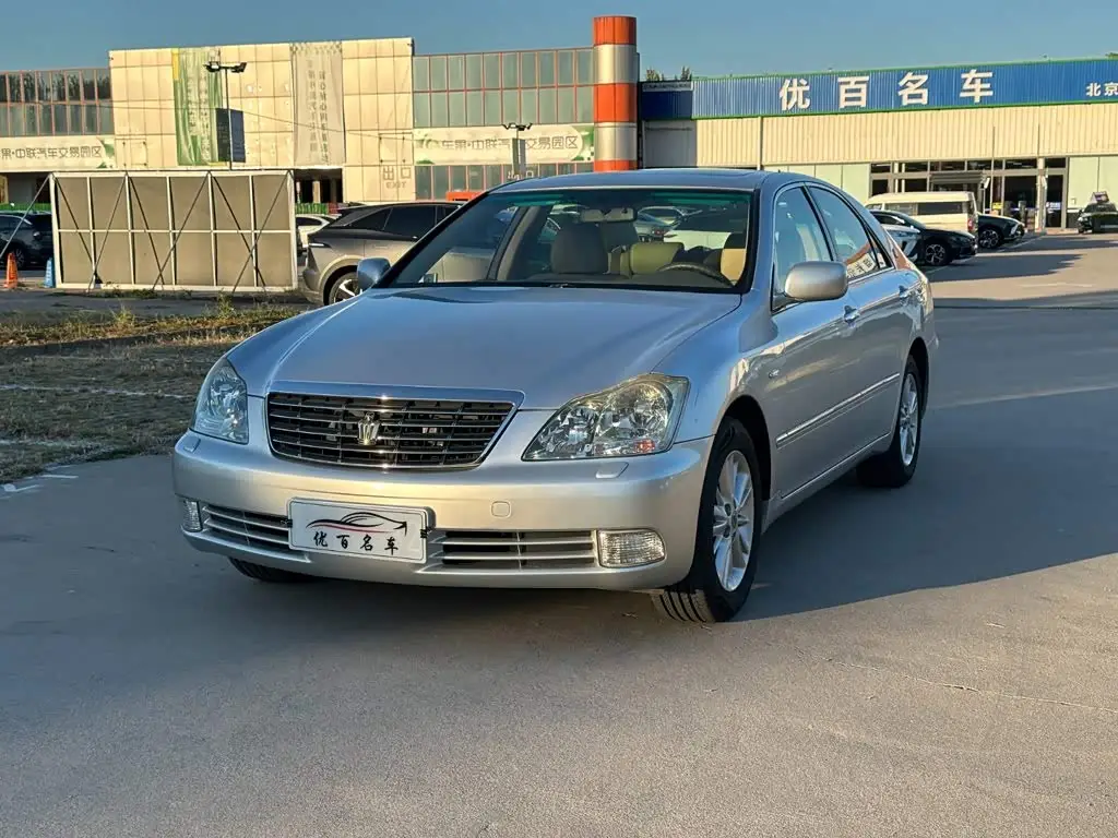 Toyota Crown, 2007