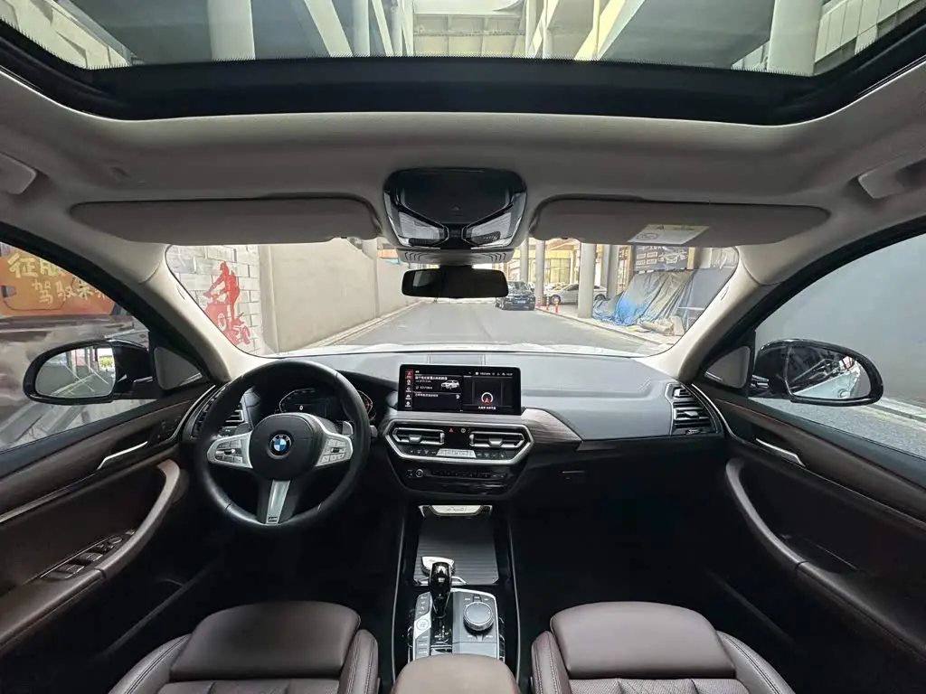 BMW X3 2024 — Фото 11/17