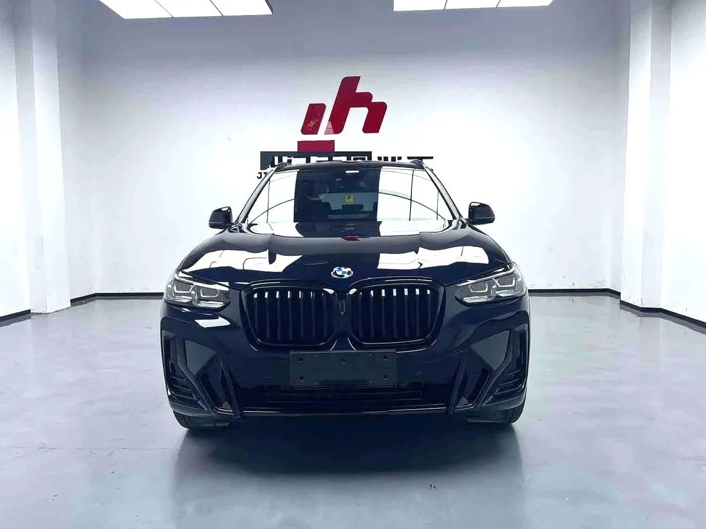 BMW X3 2025 — Photo 2/8